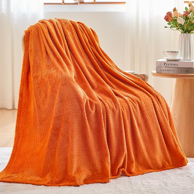 NEWCOSPLAY Fleece Leaves Pattern King Blanket, Orange, 90"x110" | Super Soft Throw Blanket, Lightweight Cozy Bed Sofa Blanket, Premium Silky Flannel Fleece, Travel Blanket for All Season Use