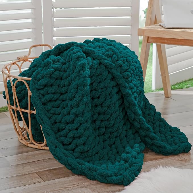 Bigacogo Chunky Knit Throw Blanket for Couch, 40x60 inches, Dark Green | Hand Knit with Jumbo Chenille, Soft Breathable Cable Knit for Sofa Bed Living Room, Machine Washable, Gift for Mom Friend