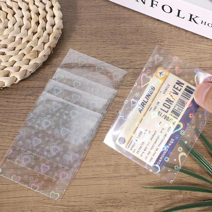 200pcs Love Heart-Shape Photocard Sleeves, 9.1x6.5cm/3.58x2.56in Holographic Foil Card Protector Covers for Trading Cards Kpop Photocards