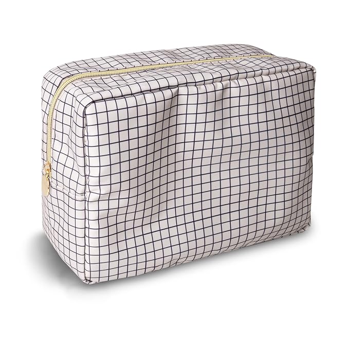 Large Makeup Bag Pouch, Nylon Women Travel Toiletry Storage Bag Checkered Cosmetic Bag for Girls, Big Preppy Makeup Organizer Bag Cute Zipper Pouch Skincare Bag for Sport School Work (Large-Checkered)