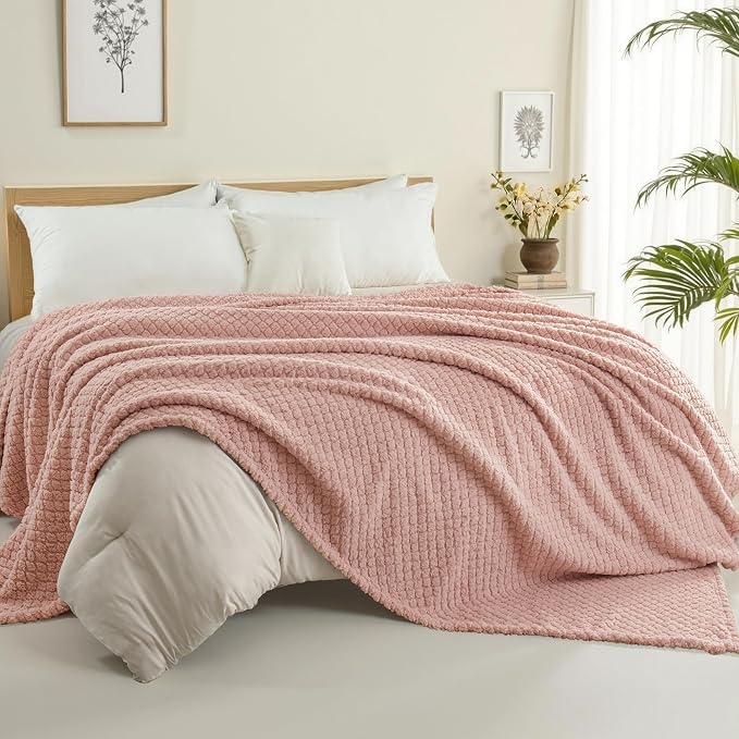 Exclusivo Mezcla Soft Fleece Twin Size Blanket for Bed, Pink | Jacquard Lightweight Cozy Bed Blanket, Breathable Decorative Fuzzy Textured All Season Use, 60x80 Inches