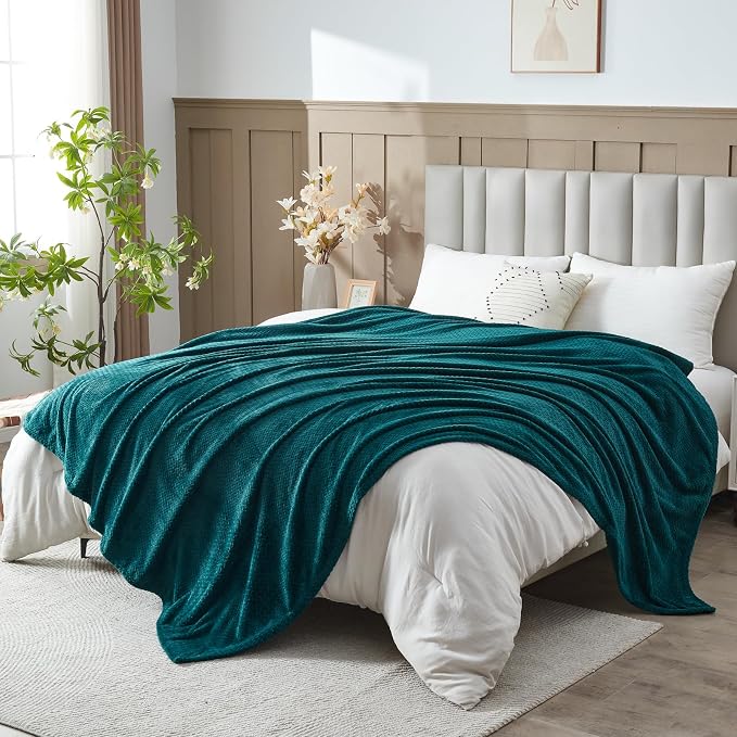 NEWCOSPLAY Fleece Leaves Pattern Queen Blanket, Dark Teal, 90"x90" | Super Soft Throw Blanket, Lightweight Cozy Bed Sofa Blanket, Premium Silky Flannel Fleece, Travel Blanket for All Season Use