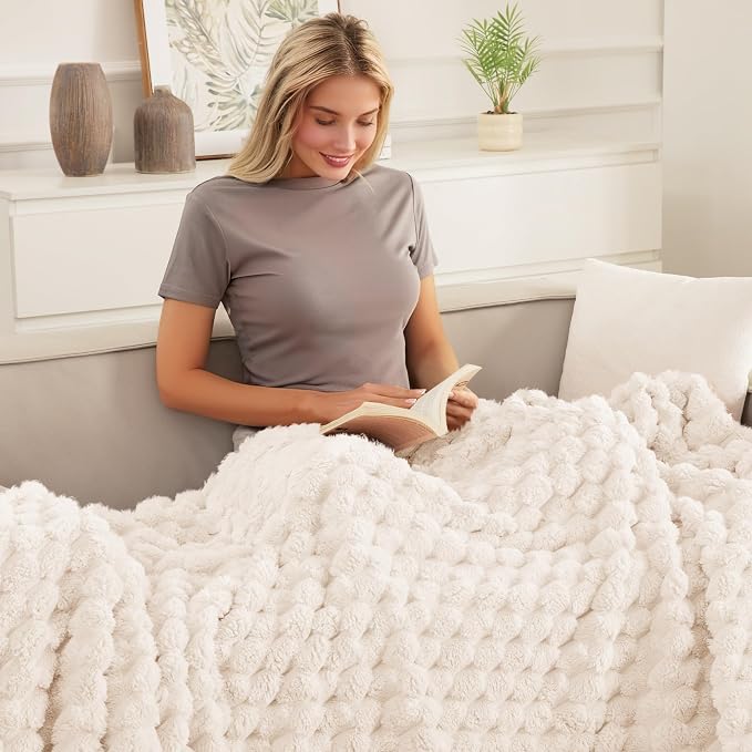 Whale Flotilla Soft Fleece King Size Bed Blanket Luxury 3D Jacquard, Ivory | Lightweight Breathable Coverlet Bedspread for All Seasons, Super Cozy Plush Fluffy Fuzzy Decorative Blanket for Bed, 90"x104"