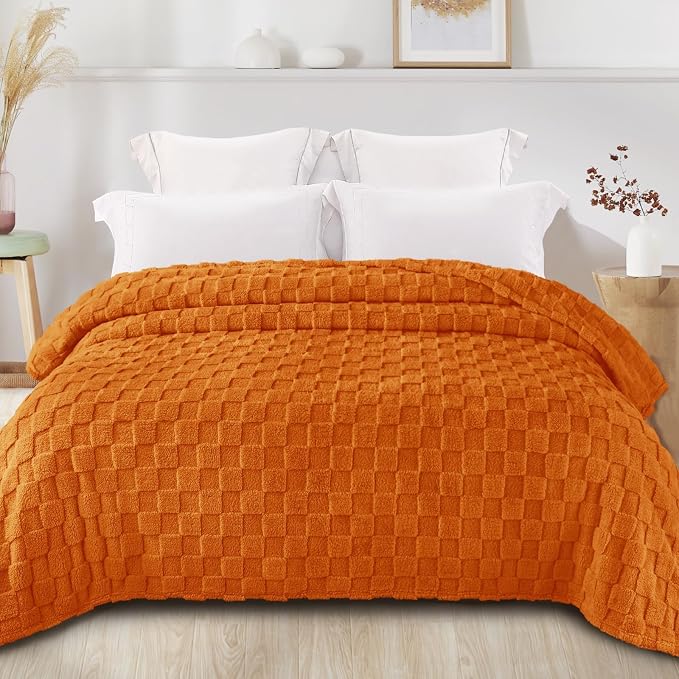 Exclusivo Mezcla 3D Checkered Fleece Queen Blanket for Bed, Burnt Orange | Super Soft and Cozy Fluffy Blanket, Lightweight, Breathable, Decorative Blanket for Living Room, Bedroom, All Season, 90"x90"