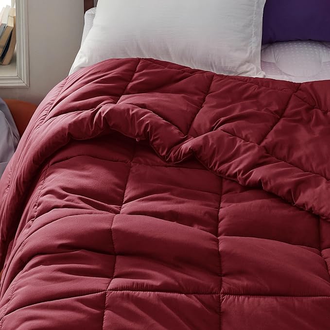 Bedsure Comforter Duvet Insert - Quilted Comforters Twin Size, All Season Duvet, GentleSoft Down Alternative Bedding Blanket, with 8 Tabs, Gifts for Women/Men, Red, Twin 88 x 68 Inches