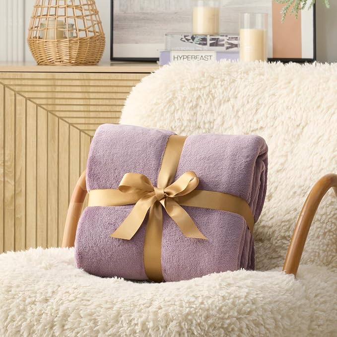 Hansleep Throw XL Fog Purple Fleece Blanket, Soft Flannel Bed Blanket | Fuzzy Cozy Blanket 50x70 Inches, Multi-use for Bed, Sofa, Couch, Travel, Camping, All Season Warm Lightweight Cover