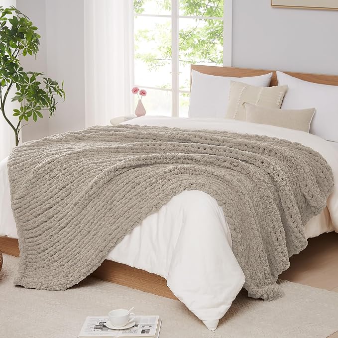 L'AGRATY Chunky Knit Throw Blanket for Couch, 72 x 84 Inches, Light Linen | Handmade Chenille Crochet Blanket for Sofa Bed, Thick Cable Knitted Blankets for Room Home Decor, Birthday Gift for Women Mom