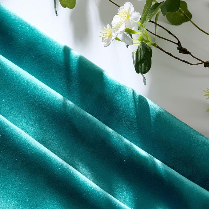 GIGIZAZA Teal Velvet Pillow Covers 22x22 Decorative Pillows Pack of 2 | Blue Throw Pillows for Couch Sofa,280gsm Soft Textured Fabric,Modern Square Pillowcases,Luxury Cushion Covers