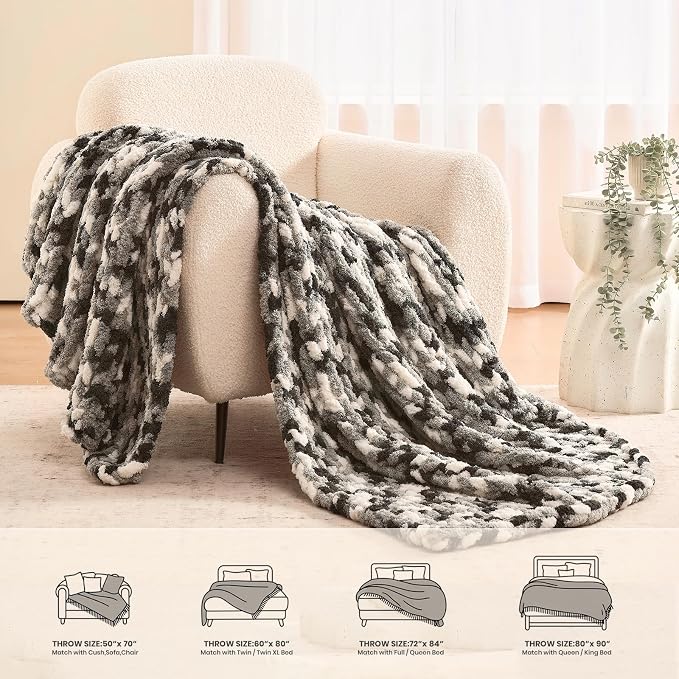 L'AGRATY Chunky Knit Throw Blanket for Couch, 60 x 80 Inches, Black White | Handmade Chenille Crochet Blanket for Sofa Bed, Thick Cable Knitted Blankets for Room Home Decor, Birthday Gift for Women Mom