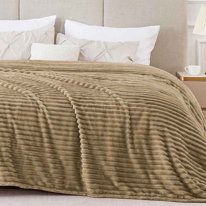 BEDELITE 3D Ribbed Jacquard Brown King Size Blankets for Bed, 108x90 Inch | Soft Warm Decorative Fluffy Blanket, Cozy Fuzzy Lightweight Plush Fleece Throw Blankets for Bed, Room Decor, Gift for Women