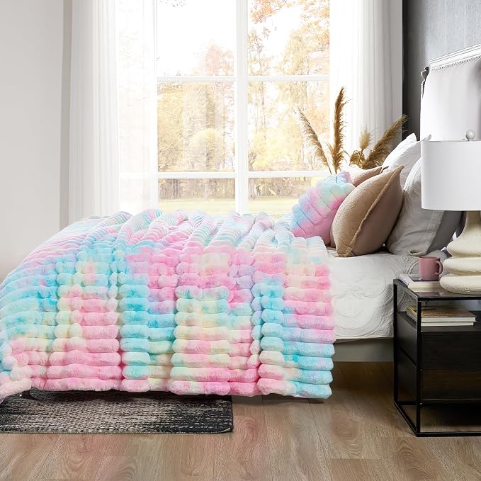 Cozy Bliss Faux Fur Throw Blanket for Couch, Cozy Warm Plush Striped Blanket for Sofa Bedroom Living Room, 90 * 90 InchesTie-dye Rainbow