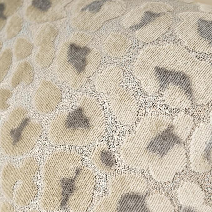 Alerfa Beige Floral Throw Pillow Cover 12 x 20 Inch Cut Velvet Rectange Luxury Decorative Lumbar Pillow Cover for Couch Living Room Bedroom