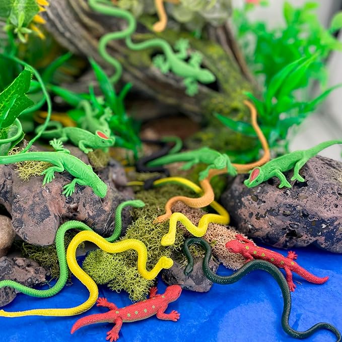 Safari Ltd. Reptiles TOOB - 16 Hand-Painted Mini Figurines Including Snakes, Lizards, Iguanas, and Chameleons - Educational Toy Figures For Boys, Girls & Kids Ages 3+