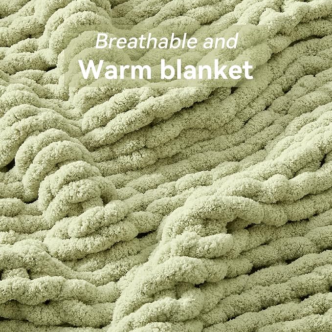 Negwoo Chunky Knit Throw Blanket, Knitted Throw Chenille Yarn, 30"*40" | Soft Thick Cable Knitted Blankets, Handmade Big Thick Blanket, Machine Washable Cute Comfy Blanket for Home Decor,Light green
