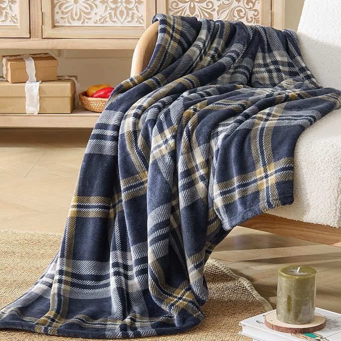 BEDELITE Plaid Fleece Throw Blanket, Navy Tartan 50x60 Inches | 100% Polyester Microfibe, Soft Cozy, Lightweight Warm, Classic Plaid Pattern, Room Decor, Machine Washable, for Couch Bed