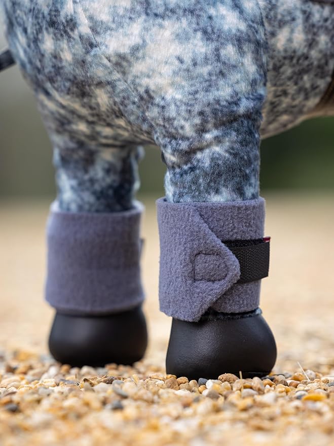 LeMieux Toy Pony Bandages for Toy Pony - Fleece - Simple Fastening - Suitable for Ages 3 Years + - Jay Blue