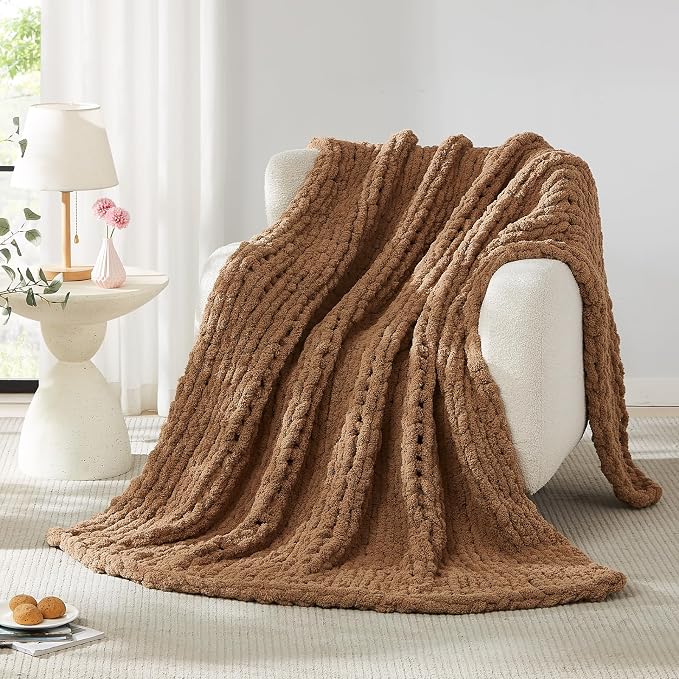 L'AGRATY Chunky Knit Throw Blanket for Couch, 72'' x 84'' Knit Throw, Brown | Handmade Chenille Crochet Blanket for Sofa Bed, Thick Cable Knitted Blankets for Room Home Decor, Birthday Gift for Women Mom