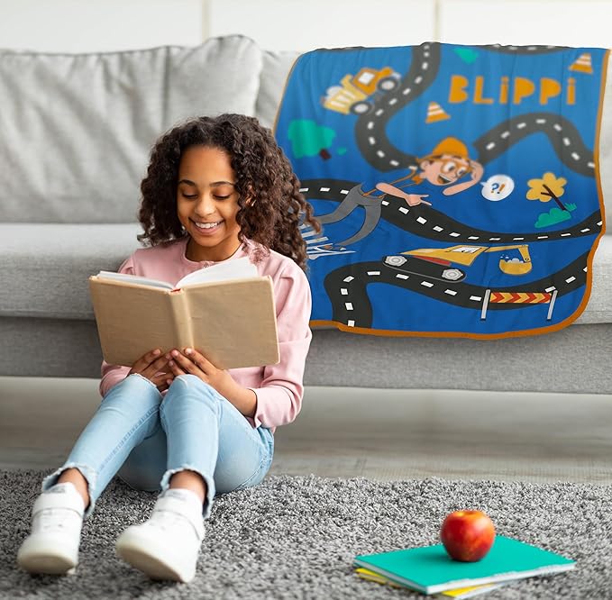 Jay Franco Kids Plush Throw Blanket – Soft & Cozy Fleece Throw for Bedroom & Couch Décor, Official Licensed Product, Blue - Blippi, 40x50 - Travel Blanket