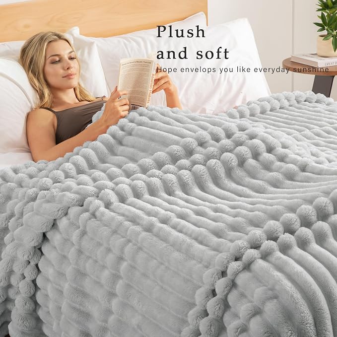 Exclusivo Mezcla Striped Twin Size Fleece Blanket for Bed, Couch, 60"x80" | Soft Breathable Cozy Bed Blankets, Lightweight Plush Fluffy Fuzzy Jacquard Decorative Blankets
