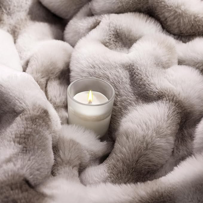 Luxury 1000GSM Rabbit Faux Fur Blanket, Super Heavy Warm Cozy Brown Blankets for Couch Bed Sofa, Ruched Plush Fuzzy Elegant Soft Reversible Mink Blanket Living Room Bedroom, 90" x 90"