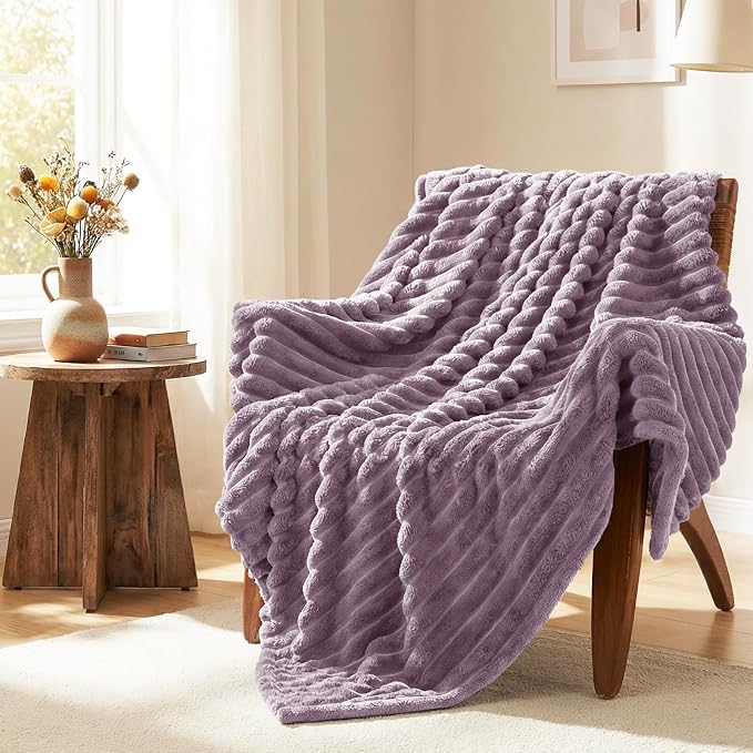 HIMEET Dusty Purple Queen Blanket for Bed, 300GSM Ribbed Fleece, 90 x 90 | Ultra Soft Flannel, All-Season Lightweight Warmth, Cozy Bed Coverage & Bedroom Decor, Gift for Men & Women, Machine Washable
