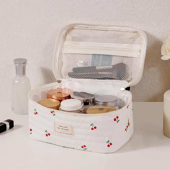 uekeboag Large Travel Quilted Makeup Bag for Women, Floral Cotton Cosmetic Bag, Coquette Aesthetic Floral Toiletry Organizer Bag