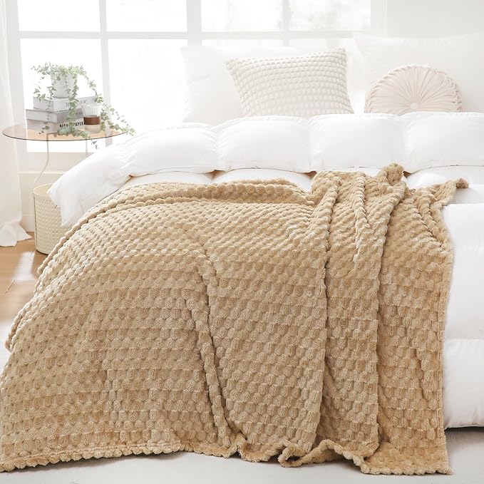 Puncuntex Beige Throw Blanket 50"×60" inches Fuzzy 3D Jacquard Decorative | Flannel Fleece Super Soft Plush Cozy Blanket for Couch Sofa Chair Lightweight,khaki