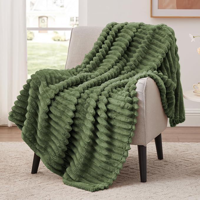 EXQ Home Gentle Soft Fleece Throw Blanket – Cozy Lightweight Blanket for Couch Bed – All-Season Warm Fuzzy Flannel Blanket for Women Mom Her – Gifts for Birthday(50"x60",Olive Green)