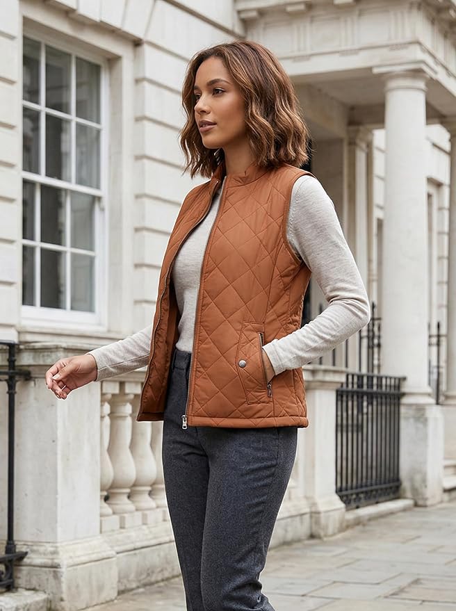 Fuinloth Women's Quilted Vest Lightweight Puffer Stand Collar Zip Gilet | 4 pockets with 2 inner storage. Quilted padded warm gilet. Fall winter outerwear layering vest for travel hiking daily wear.