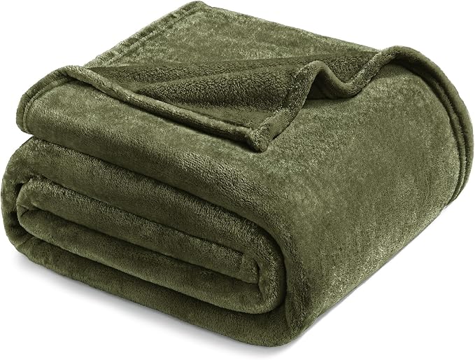 Exclusivo Mezcla Soft Fleece Blanket Twin Size for Bed, Olive Green | 90x66 Inches, Double-Sided Brushed Flannel, Lightweight Plush Cozy Blanket for Home Decor, All Season, Machine Washable
