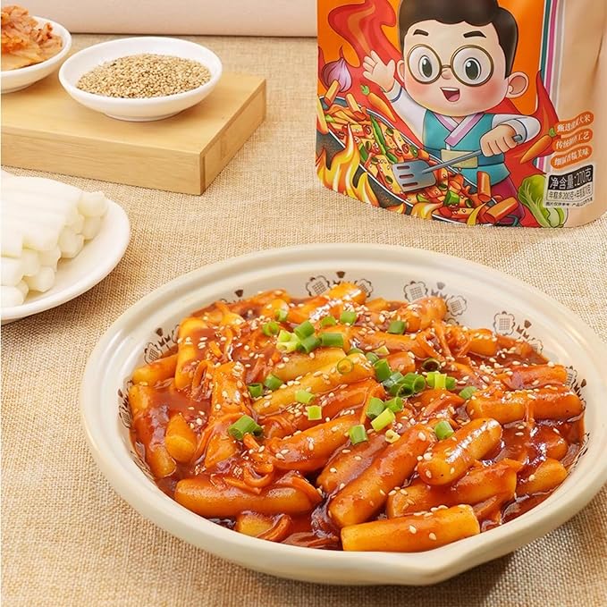 Korean Style Fried Rice Cake,Sweet Spicy Topokki,Instant Tteokbokki,Chewy,With a Sauce Pouch,Quick & Easy to Prepare(2 Bags,540g)