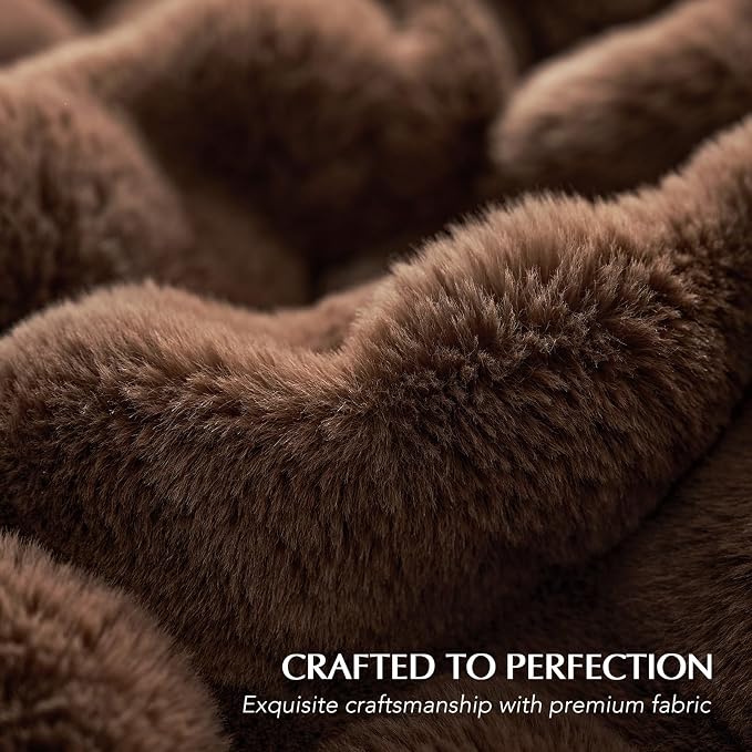 Faux Rabbit Fur Bubble Throw Blanket, 50"x60", Chestnut | Ultra Soft, Luxury Faux Rabbit Fur Throw, Thick Warm Bubble Blanket, Cozy Fluffy Reversible, for Bed, Couch, Chair, Sofa