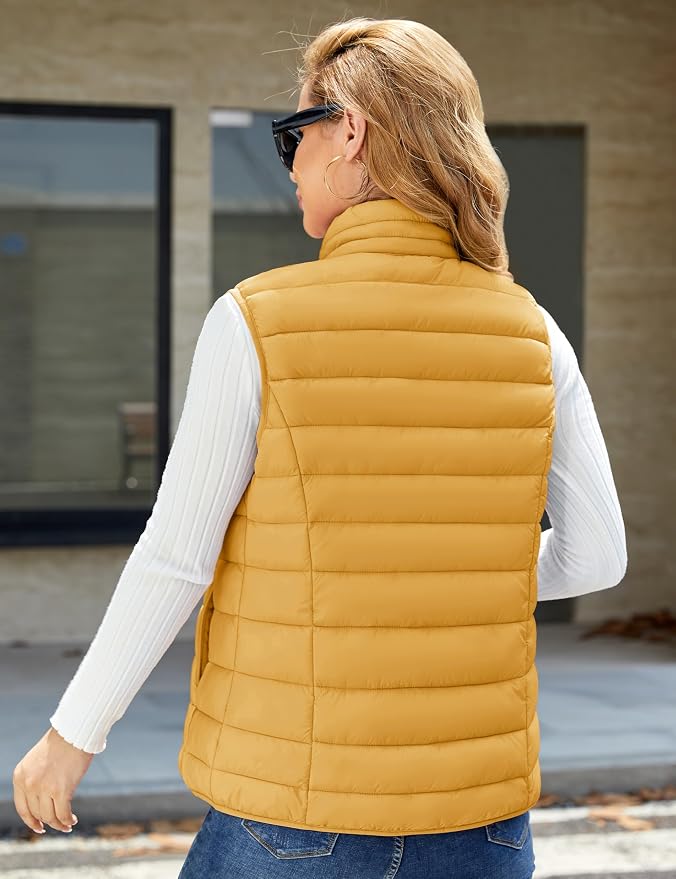 MAGCOMSEN Women's Puffer Vest Lightweight Stand Collar Zip 4 Pockets Puffy Vests Sleeveless Quilted Padded Outerwear