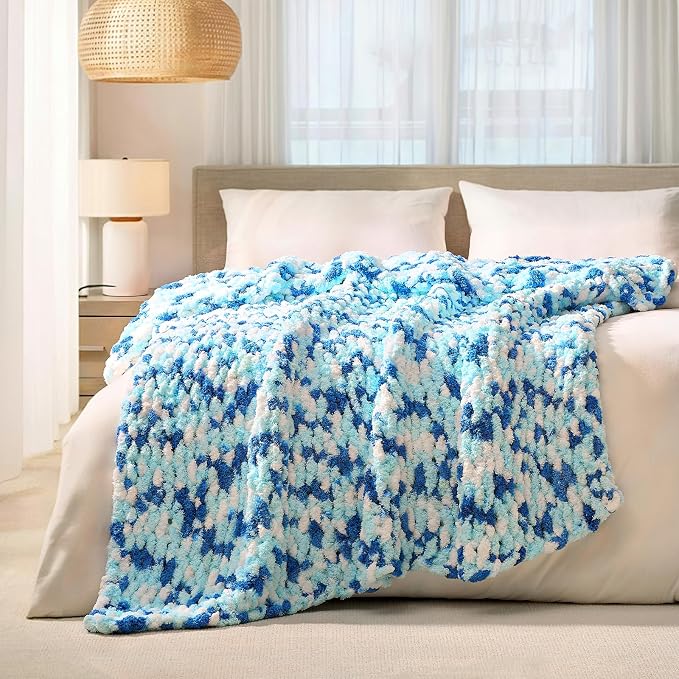 L'AGRATY Chunky Knit Throw Blanket for Couch, 60 x 80 Inches, Blue White | Handmade Chenille Crochet Blanket for Sofa Bed, Thick Cable Knitted Blankets for Room Home Decor, Birthday Gift for Women Mom