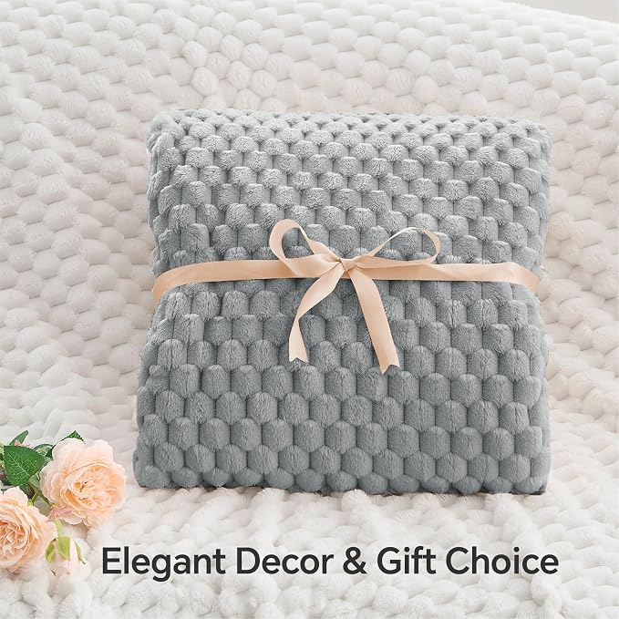 BEDELITE Grey Twin Blanket for Couch, Soft Cozy Gifts for Women, 60 * 80 | 3D Jacquard Decorative Fleece Blanket, Super Soft Plush Throws, Cute Birthday Gift for Women & Men, Suitable for All Seasons