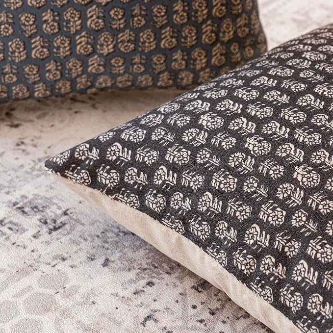 Foindtower Set of 2 Decorative Vintage Floral Print Throw Pillow Covers Neutral Modern Farmhouse Cushion Covers Boho Home Decor for Sofa Couch Chair Bedroom Living Room,20×20 Inch,Black