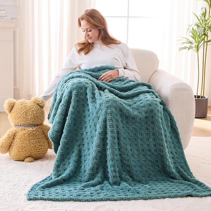 NEWCOSPLAY 3D Waffle Checkered Flannel Twin Blanket, Light Teal, 60"x80" | Super Soft Cute Lightweight Decorative Premium Silky Fleece Blanket for Couch Sofa Bed, Gift for Women Men, All Season Use