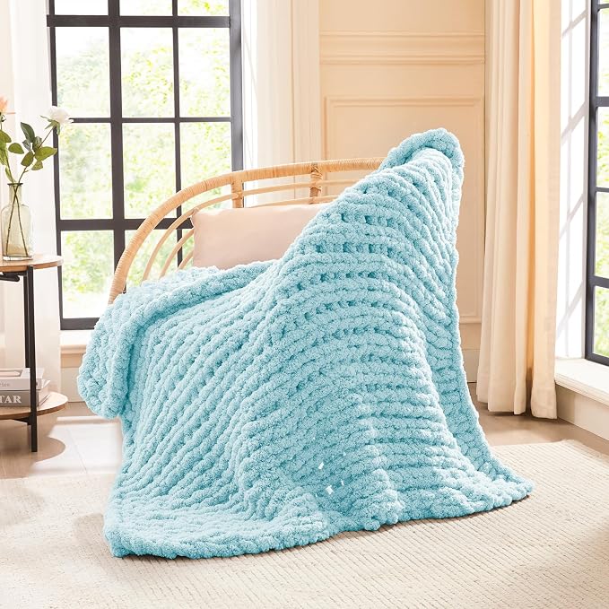 L'AGRATY Chunky Knit Throw Blanket for Couch, 40 x 50 Inches, Light Blue | Handmade Chenille Crochet Blanket for Sofa Bed, Thick Cable Knitted Blankets for Room Home Decor, Birthday Gift for Women Mom