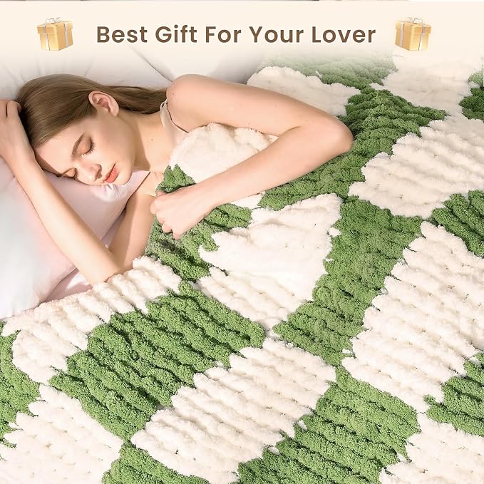 L'AGRATY Chunky Knit Throw Blanket for Couch 50 x 60 Inches Green Checkered | Handmade Chenille Crochet Blanket for Sofa Bed, Thick Cable Knitted Blankets for Room Home Decor, Birthday Gift for Women Mom