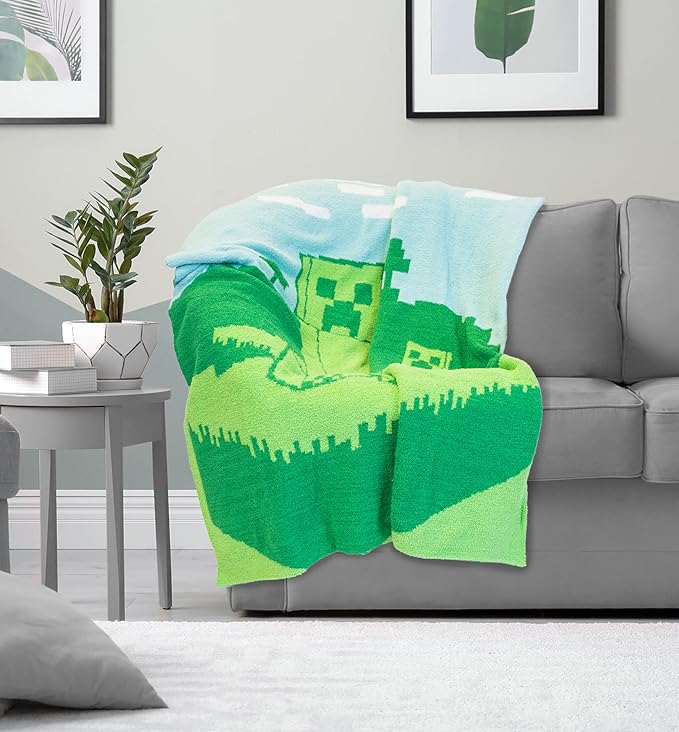Jay Franco Minecraft Creeper Feather Knit Fluffy Throw Blanket - Fuzzy Blanket Measures 50 x 60 Inch - Super Soft Lightweight Gamer Bedding