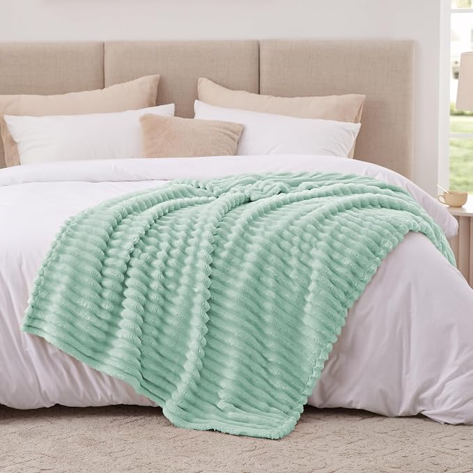 EXQ Home Gentle Soft Fleece Throw Blanket – Cozy Lightweight Blanket for Couch Bed – All-Season Warm Fuzzy Flannel Blanket for Women Mom Her – Gifts for Mother's Day Birthday(60"x80",Aqua)