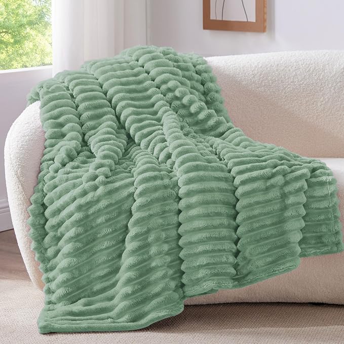 BEDELITE Ribbed Twin Blanket for Couch & Bed, Green, 60"x80" | Ultra-Soft Plush Fleece, Cozy, Warm Yet Lightweight, Ribbed Texture, Home Decor, Machine Washable, Giftable, All-Season Use