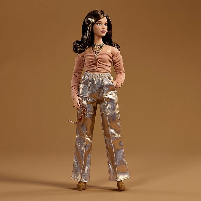 Barbie Basics You Create Neutral Kit 003 with Customizable Fashion Doll & Universal-fit Clothing, Posable Body & Swappable Doll Head