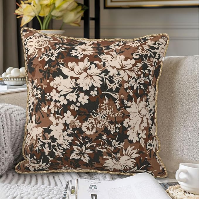 Vintage Brown Cream Floral Velvet Pillow Covers 18x18 Inch Tapestry Neutral Flowers Throw Pillows for Couch Cushion Covers Pillowcase Boho Farmhouse Pillow Cases for Sofa Bed Bedroom
