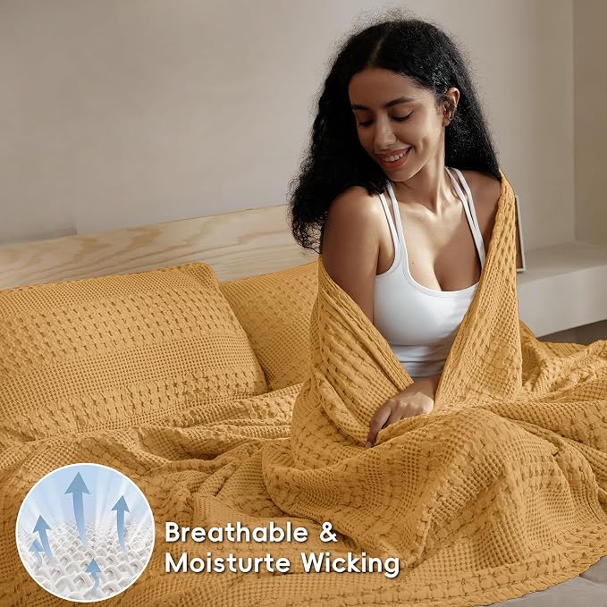 PHF 100% Cotton Waffle Weave Blanket King Size, Lightweight Breathable Summer Blanket for Hot Sleepers, Pre-Washed Soft Layer for Bed, Couch, Home Decor Gift, 108"x90", Pumpkin Orange