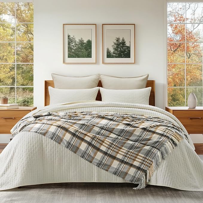 Plaid Chenille Knit Throw Blanket, 50"x60", Grey & Beige | Super Soft Knitted Throw with Tassels, Cozy, Decorative Farmhouse Plaid, Lightweight, Ideal for Couch Bed Gift Home Decor