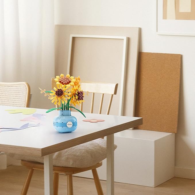 Sunflower Building Blocks Set Flower Bouquet with Vase for Adults Building Toys for Girls Boys Home Decor - 559PCS 12+