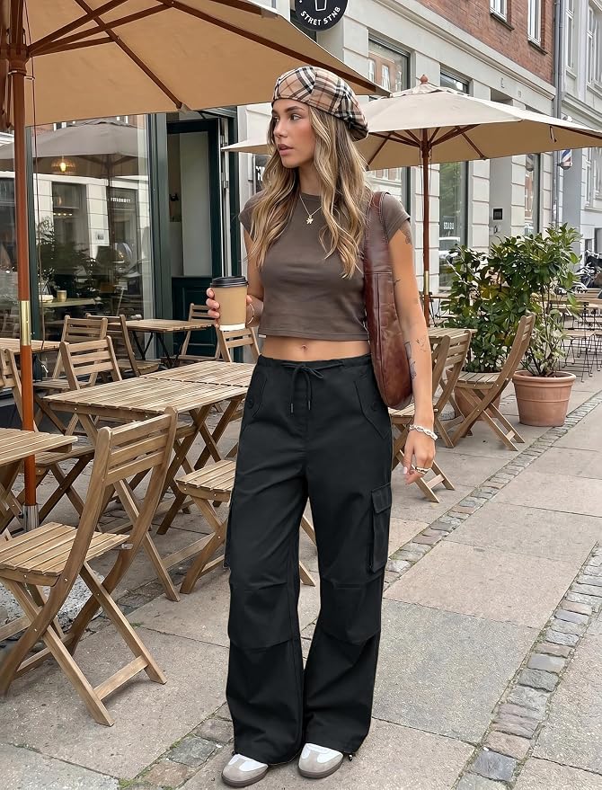 COPYLEAF Cargo Pants Women Low Waisted Parachute Pants with Pockets Loose Baggy Hiking Pants Y2K Clothes