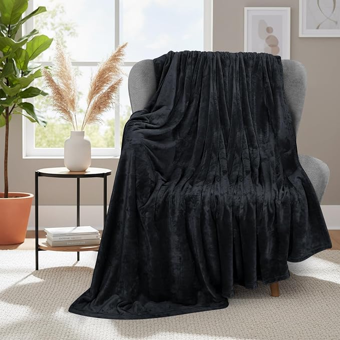 Utopia Bedding Ultra Soft Fleece Bed Blanket Throw Size Black (50x60 Inch) | Microfiber Plush Warm Lightweight Breathable Cozy Blanket Anti-Static, All Season Use, Gift for Women and Men