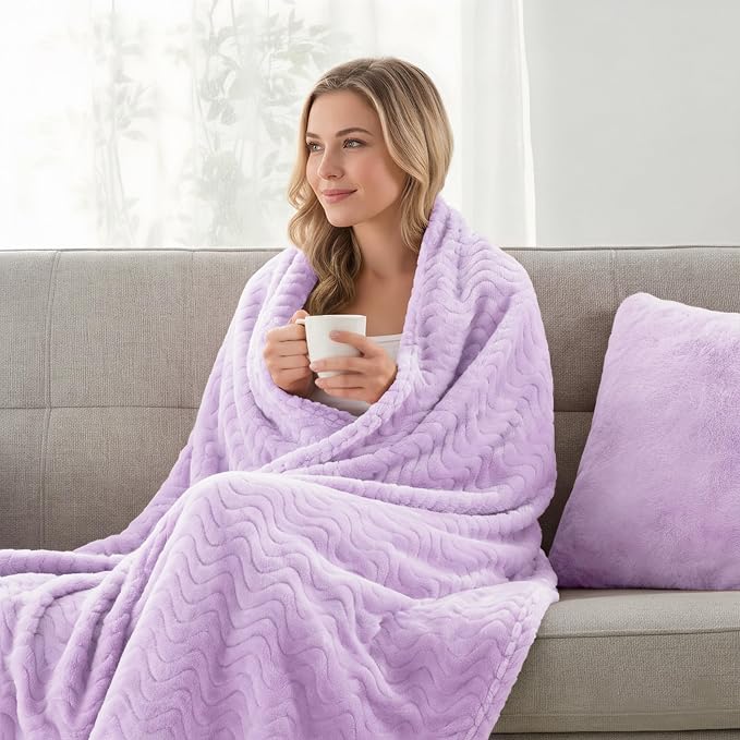 Exclusivo Mezcla Large Fleece Throw Blanket for Couch, Sofa, Lilac Purple | 50"x70" Soft Breathable Lightweight Flannel Throws for Summer, Plush Cozy Jacquard Wave Blanket for Home Decor